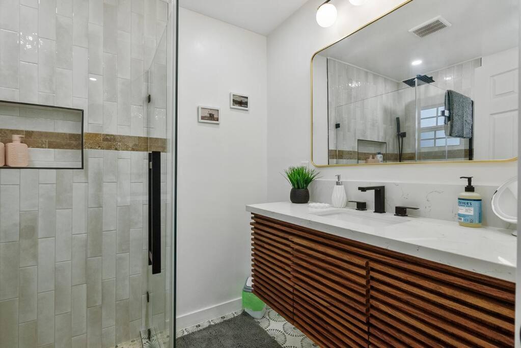 Central La Hub Nearby Dodgers, Pasadena & Downtown ลอสแอนเจลิส ภายนอก รูปภาพ
